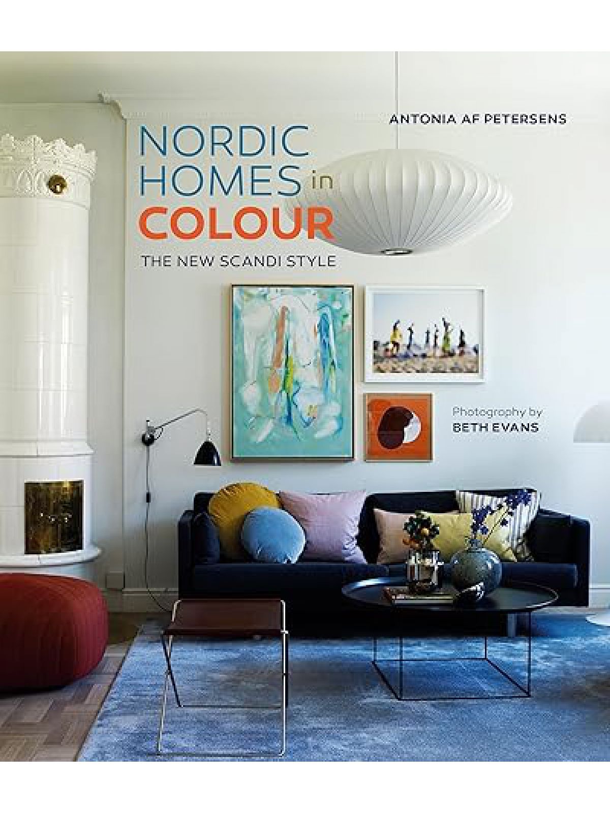 NORDIC HOMES IN COLOUR