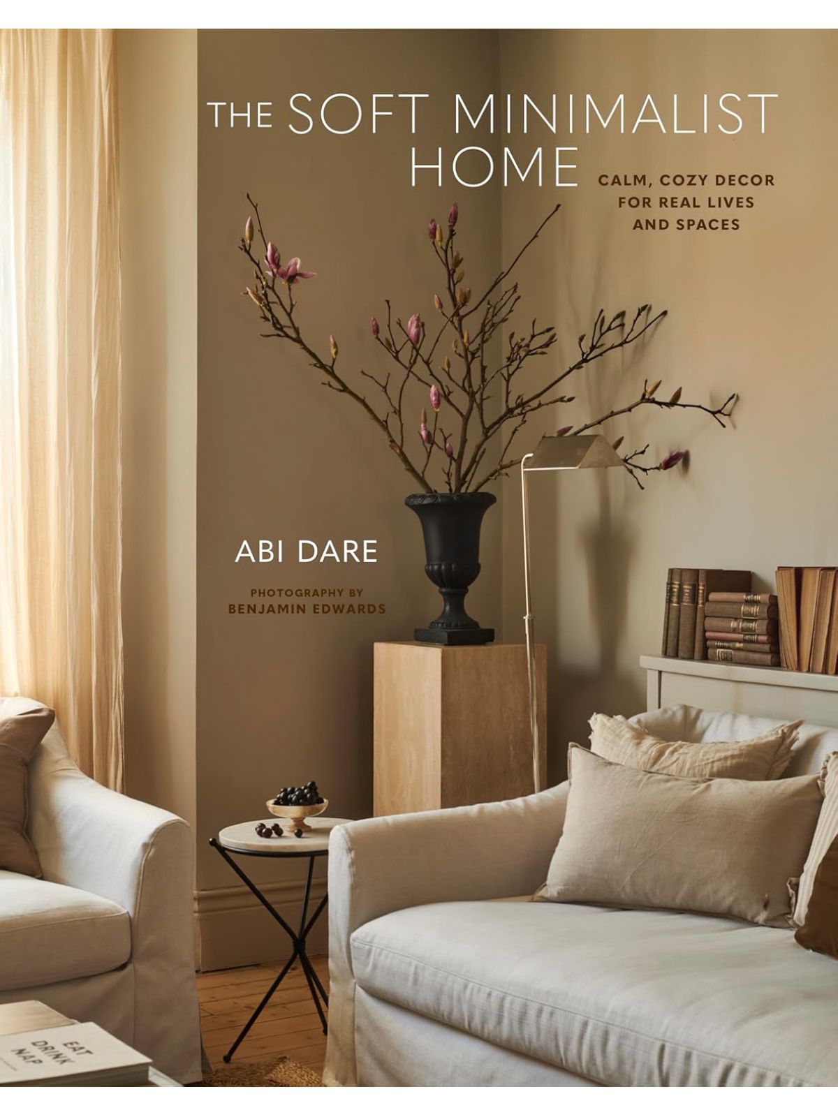 SOFT MINIMALIST HOME