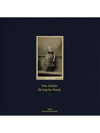 NAN GOLDIN DIVING FOR PEARLS